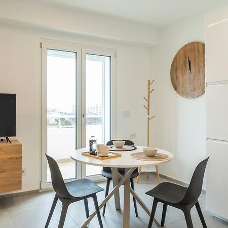 Gentile 46 Blu Luxury Flat Apartment Бари Екстериор снимка
