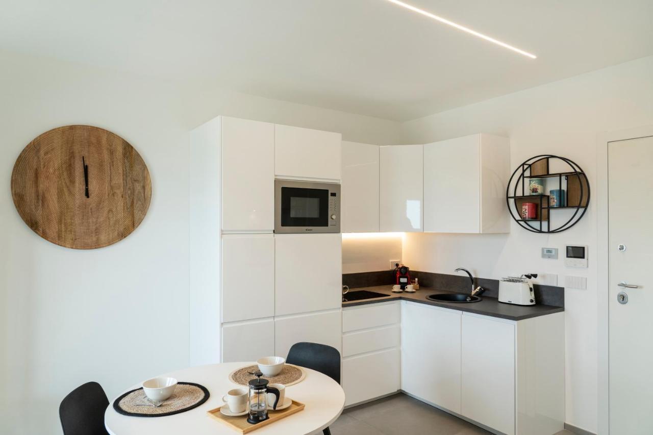 Gentile 46 Blu Luxury Flat Apartment Бари Екстериор снимка