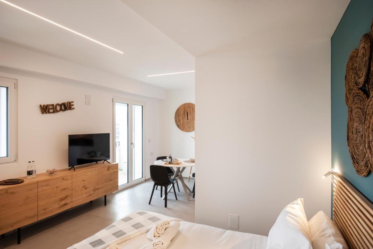 Gentile 46 Blu Luxury Flat Apartment Бари Екстериор снимка