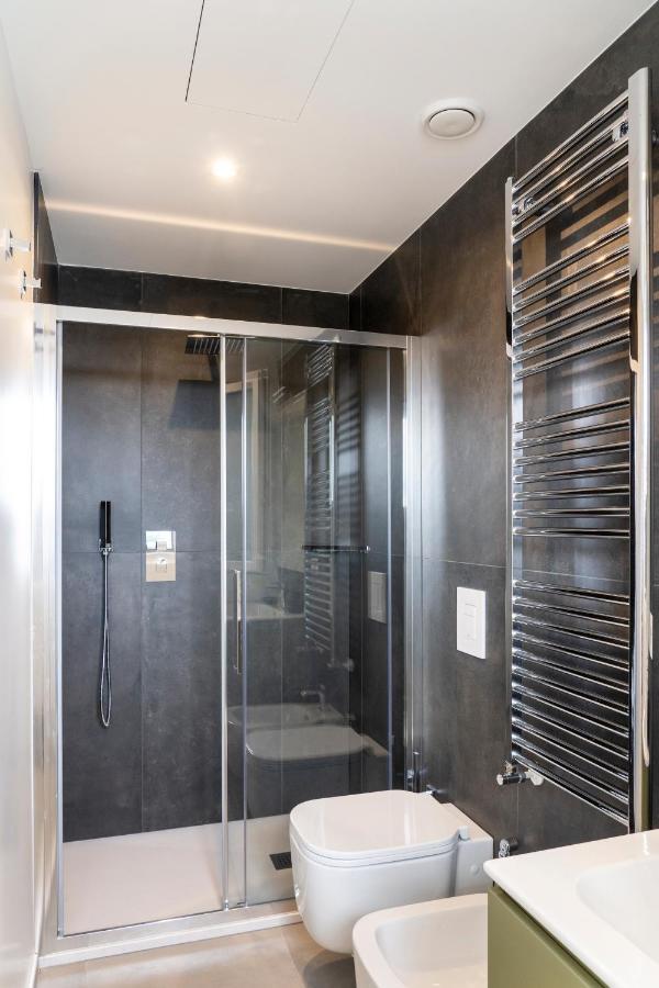 Gentile 46 Blu Luxury Flat Apartment Бари Екстериор снимка