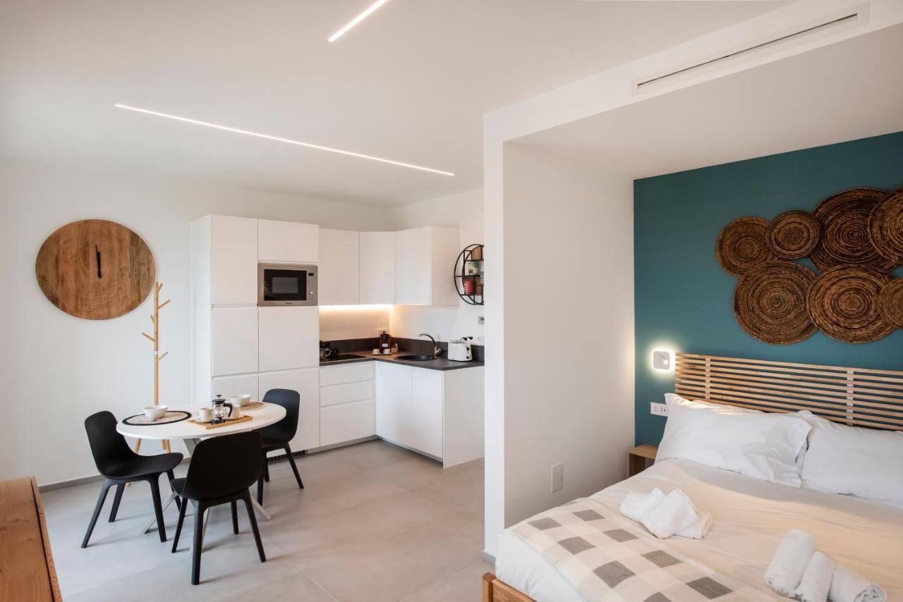 Gentile 46 Blu Luxury Flat Apartment Бари Екстериор снимка